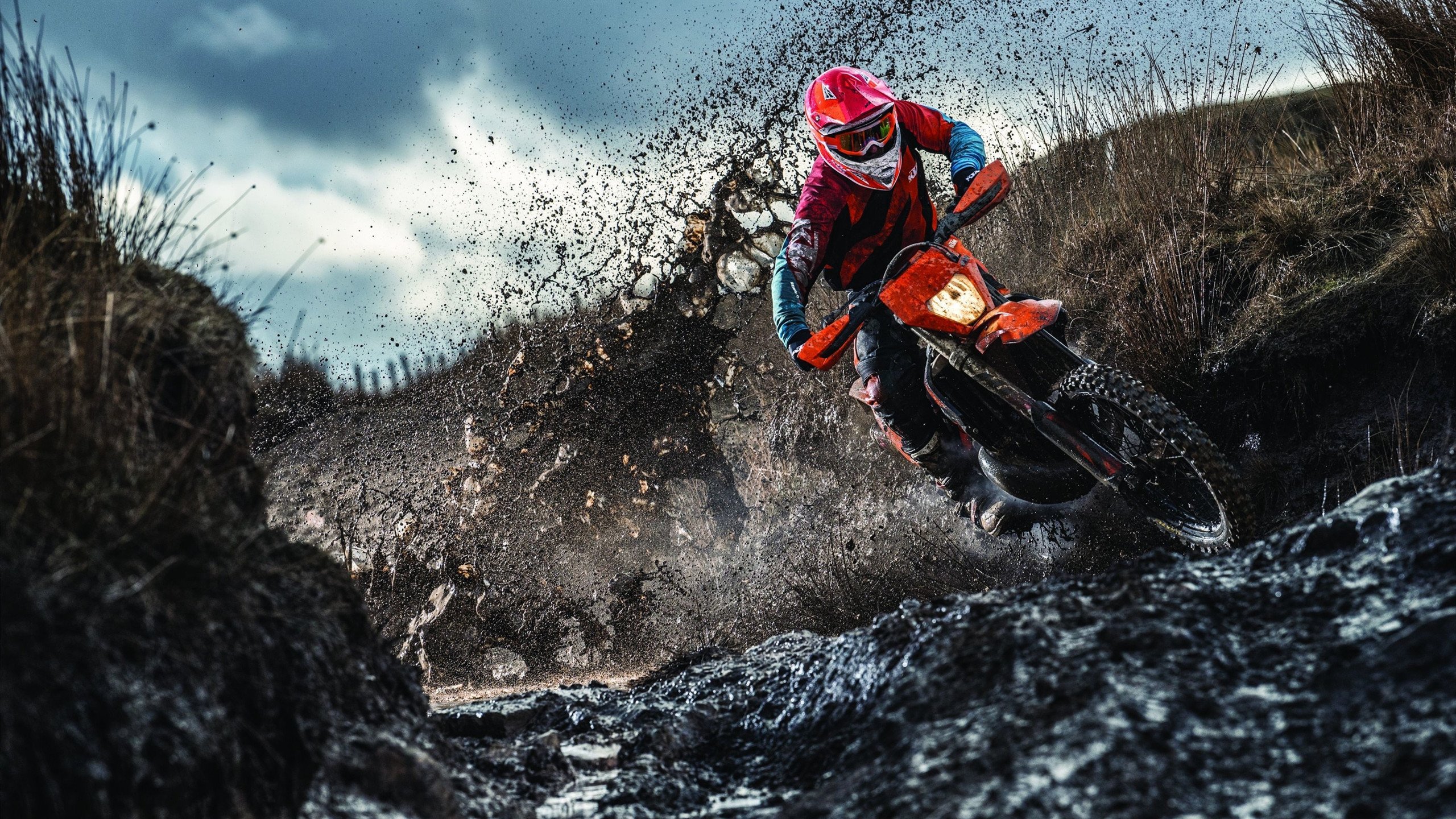 星空体育-夜空下的星光骑行,浪漫又刺激的运动体验,夜晚骑行的简单说说